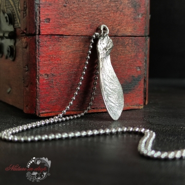 Silver-plated maple wing - pendant