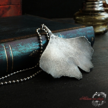 Silver-plated ginkgo - pendant