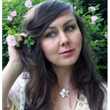 Silver plated wild rose - pendant