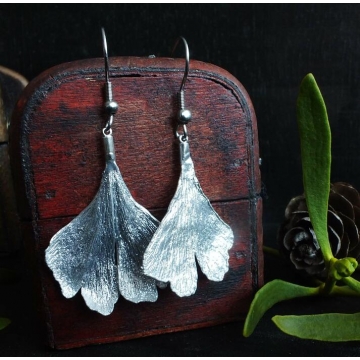 Earrings - ginkgo leaves in silver