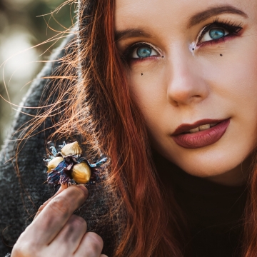 Gilded hazelnut - pendant